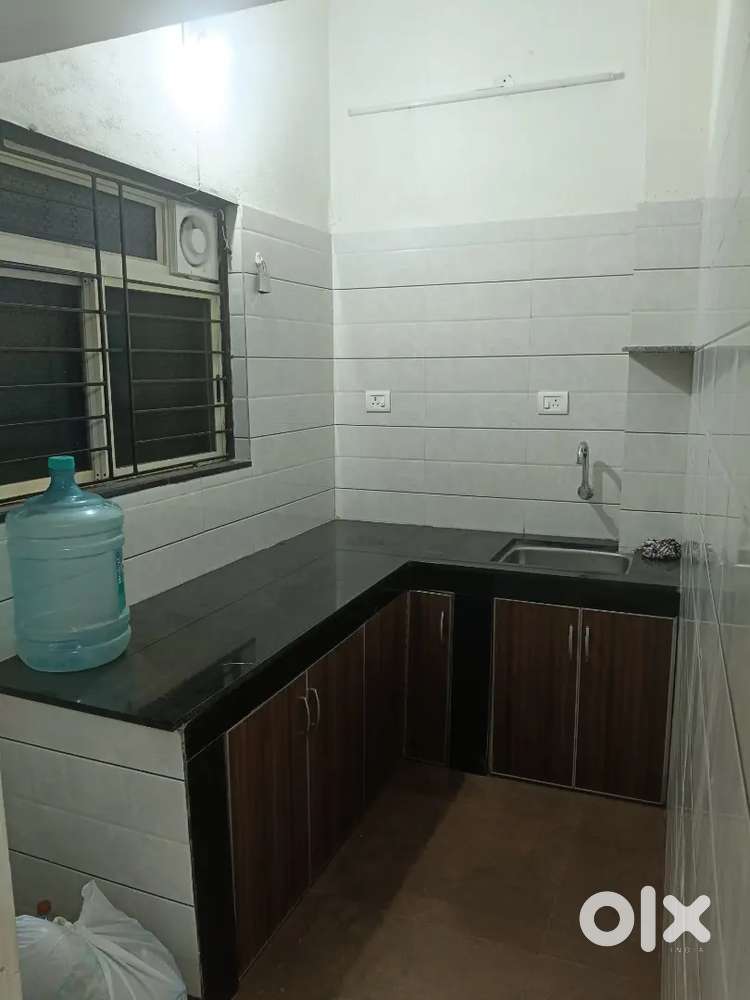 1bhk semi furnished 1st floor house rent Near Vikas college