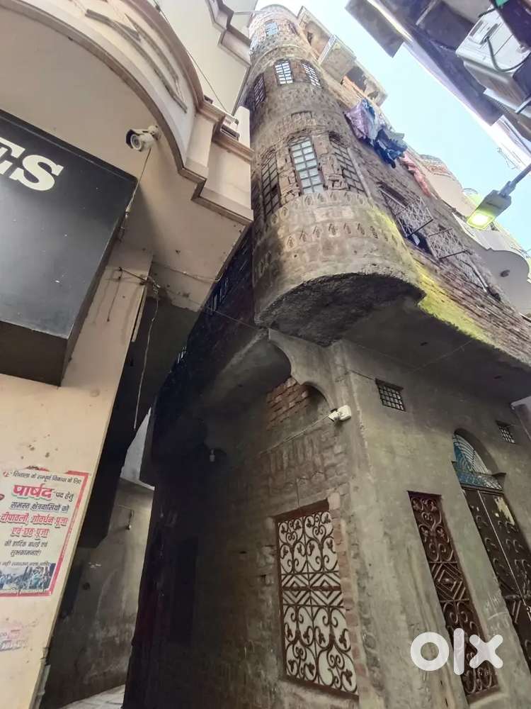 best for camarcial or rene k liye bhi mast location hai