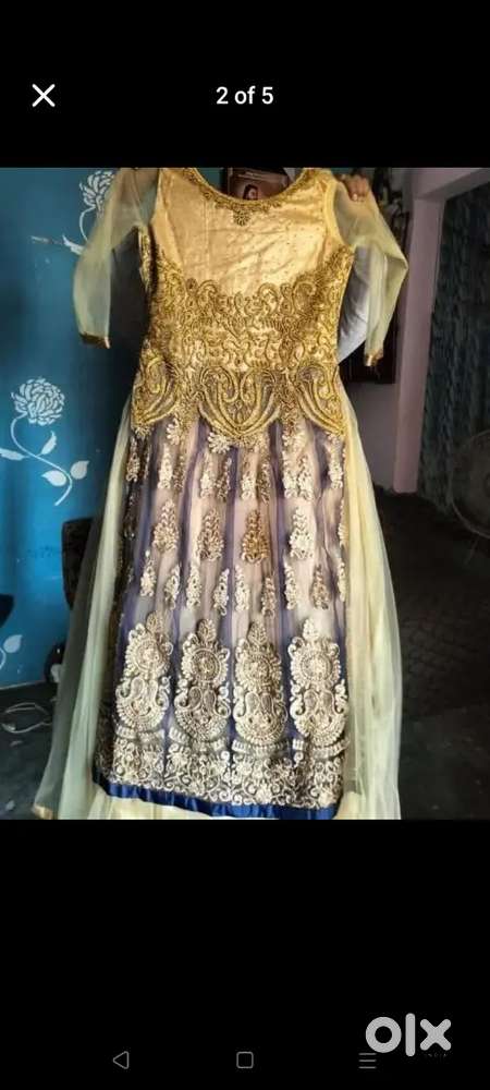 Gown legi dupatta