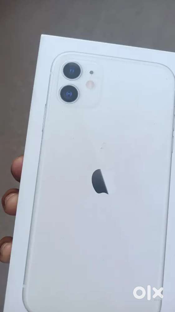 11 whithe colour new condition