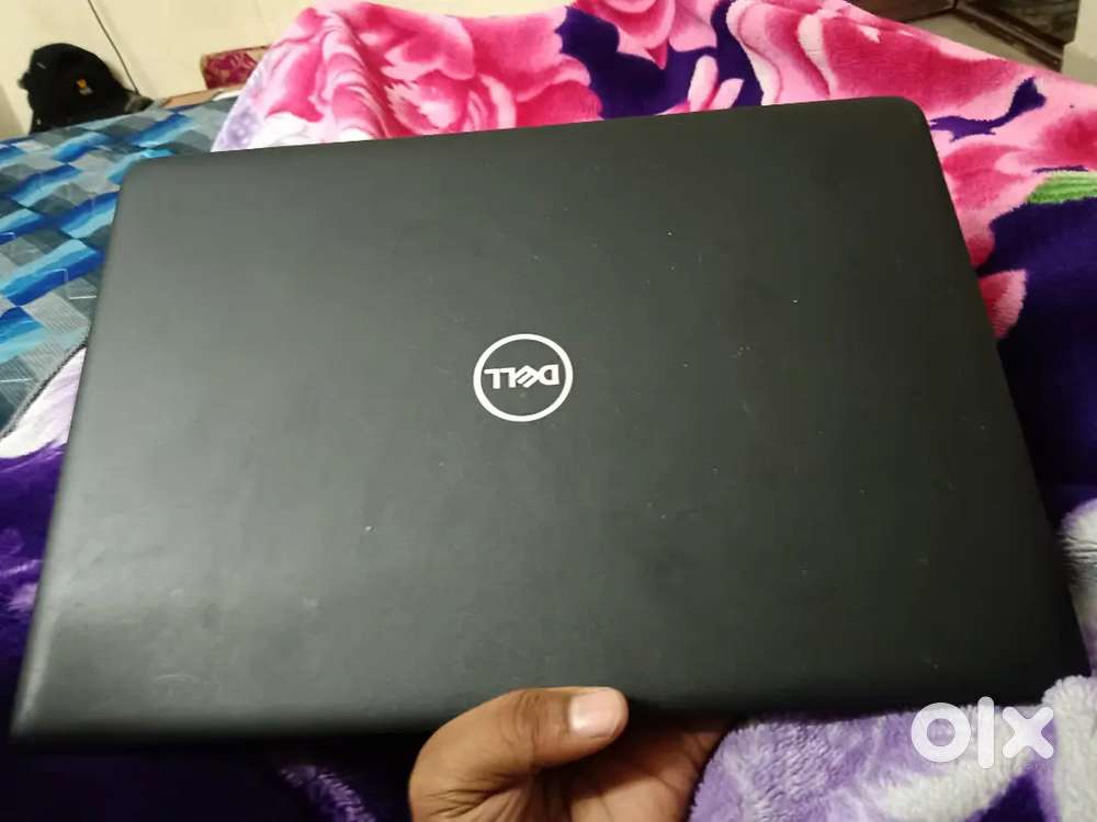 Dell Latitude 3400 i5 8th Gen  8GB RAM 

512GB SSD  good condition