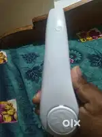 Vaneless hanging neck fan