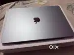 Macbook M2 15'' (8/256)