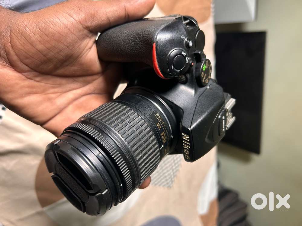 Nikon 5600 with Nikon 18-55mm