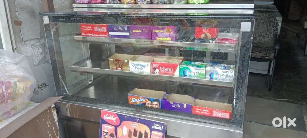 Display counter fridge 4 feet