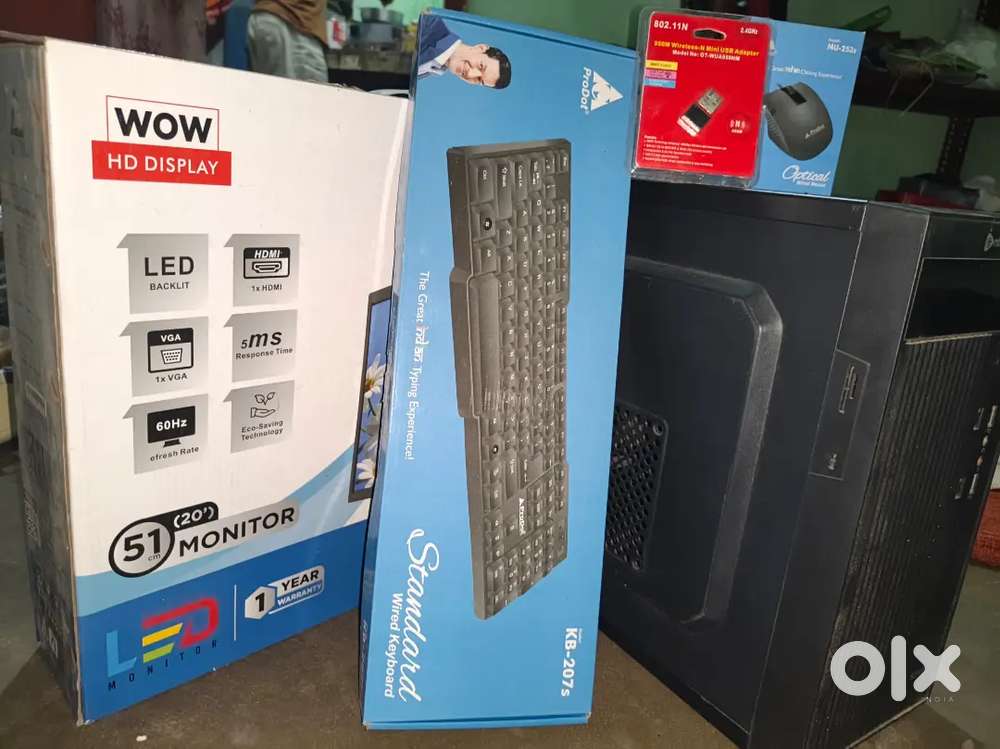 BRAND NEW CONDITION DESKTOP