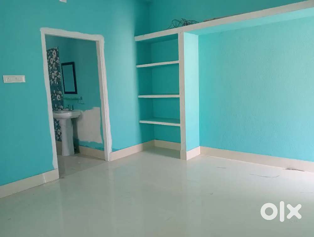 1bhk semi furnished flat for rent