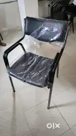Candi chair