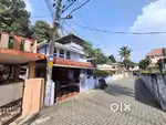 CHEMBUMUKK 6.1 CENT OLD HOUSE FOR SALE