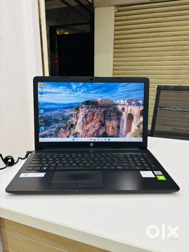 HP pavilion 15 excellent condition urgent sale