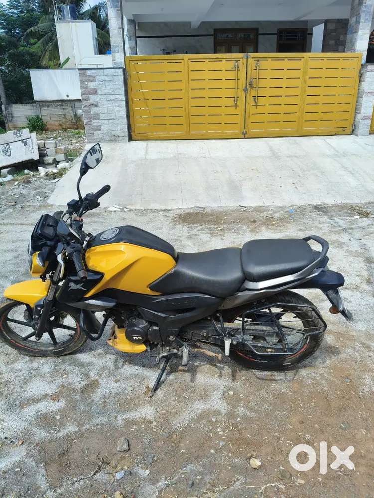 TVS Raider 125 Disc Split Seat model