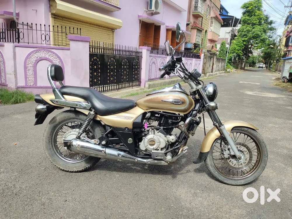 Mint condition Bajaj Avenger cruise 220 with single disc