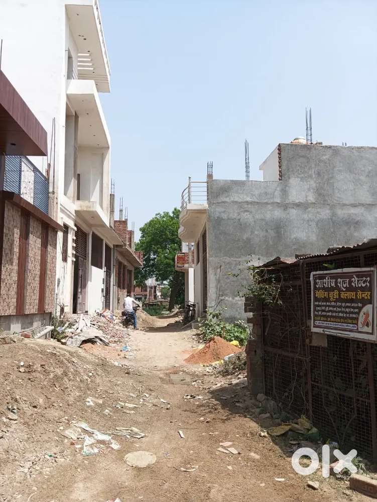 Own plot east facing 1800 sqft. 30x60