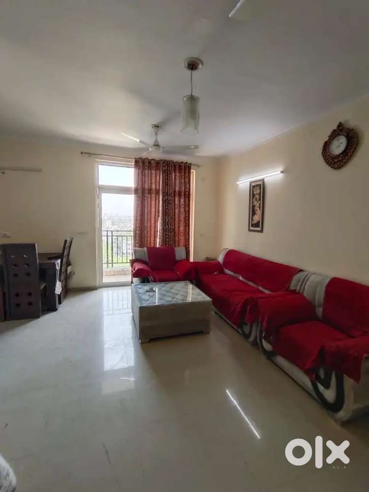 3bhk fully furnished flat omaxe R2 gomti nagar vistar near ekana Lko