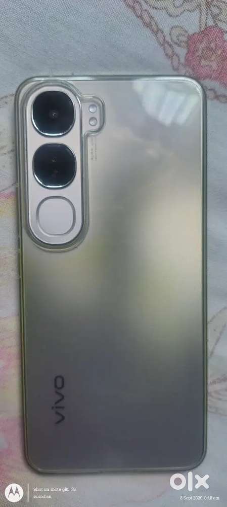 VIVO Y300  RAM 8GB. 25 days old