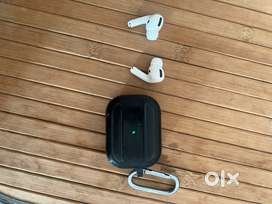 Airpods Pro 1st Generation Good Condition