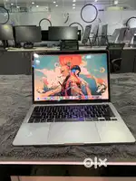 Apple MacBook Pro / i7 / 32GB / 512GB / Space grey / Touch ID / WRNTY