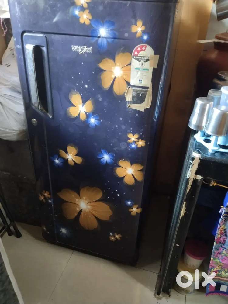 I have a very good condition Single door whirlpool fridge  Sansui sm