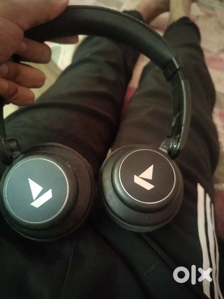 Boat headphones