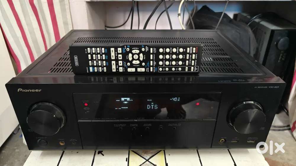 Pionner VSX- 923K it's 7.2 HDMI ARC AV RECEIVER