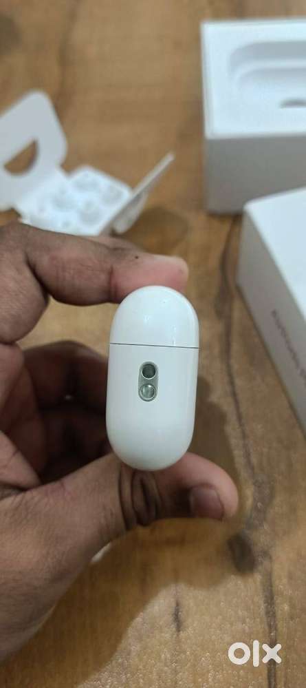 Apple airpods 2generation