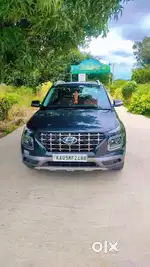 Hyundai Venue 2020 Petrol Well Maintained showroom history