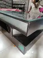 Tea table with 1.5 cm heavy glass top