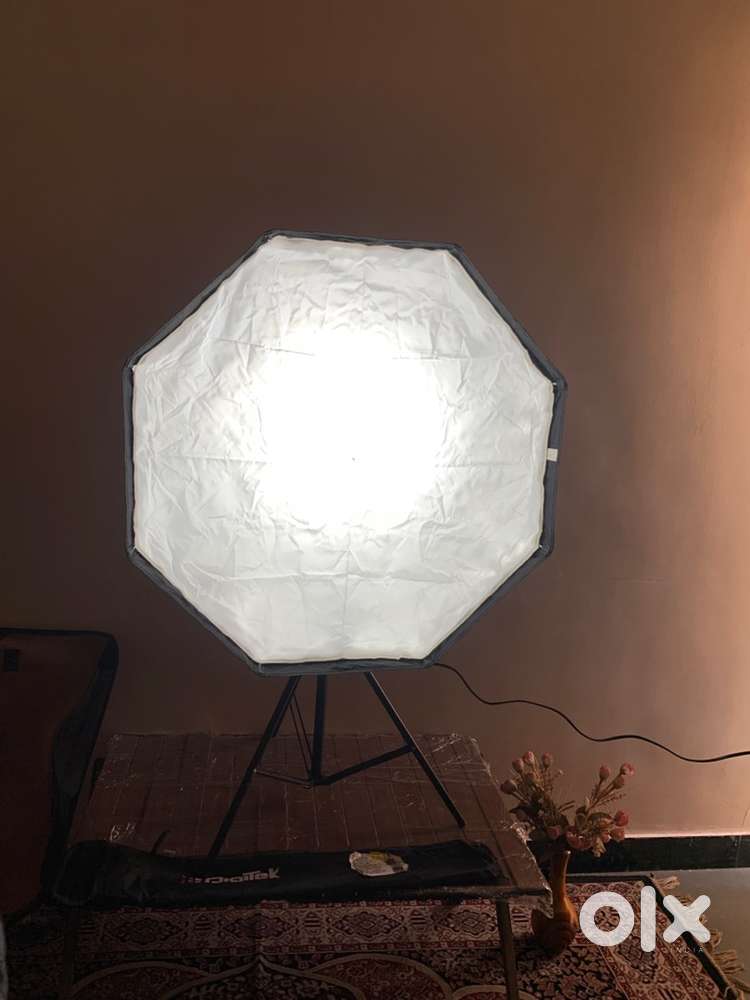 digitek softbox light