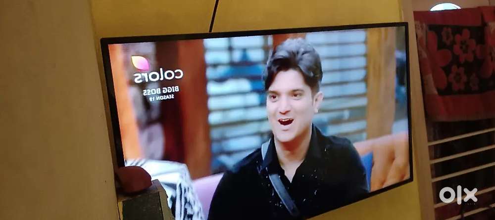 Smart TV very good 42 inch