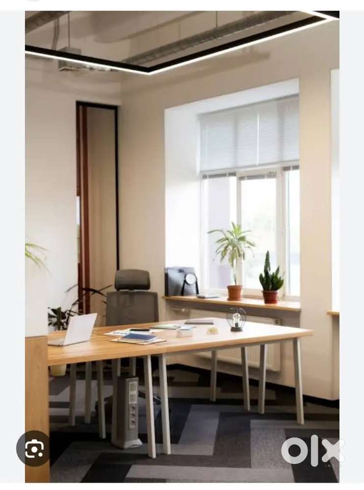 WANTED MALE AND FEMALE OFFICE STAFF