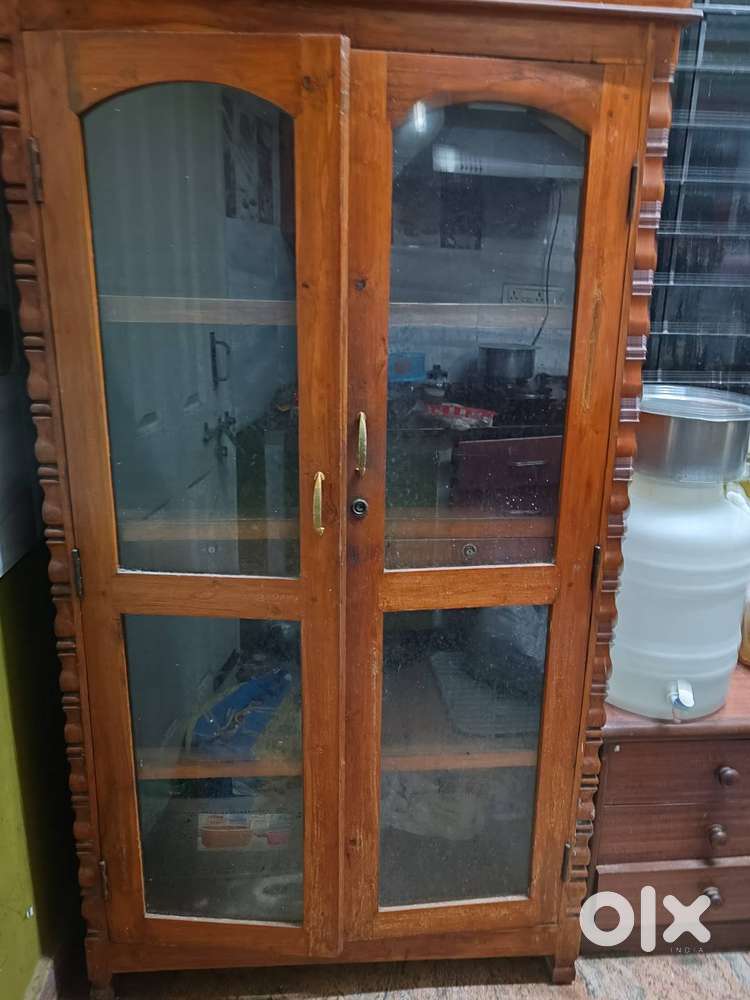 Crockery Unit for Sale