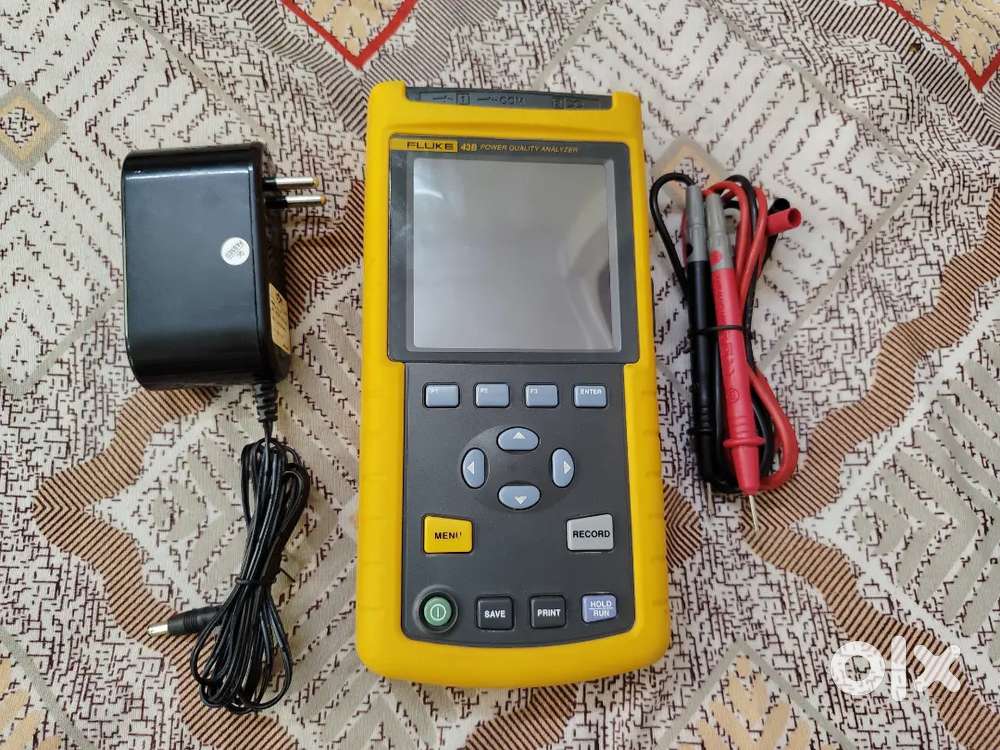 Fluke 43b power quality analyzer in a good working condition