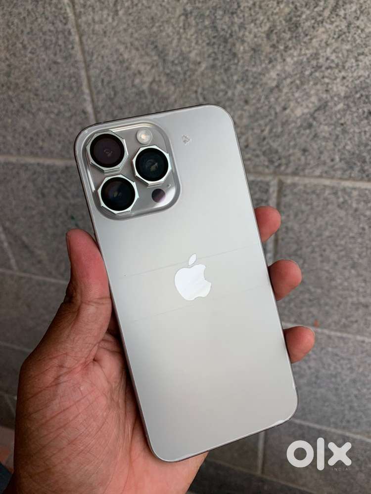 15 Pro Max ( Natural Titanium )