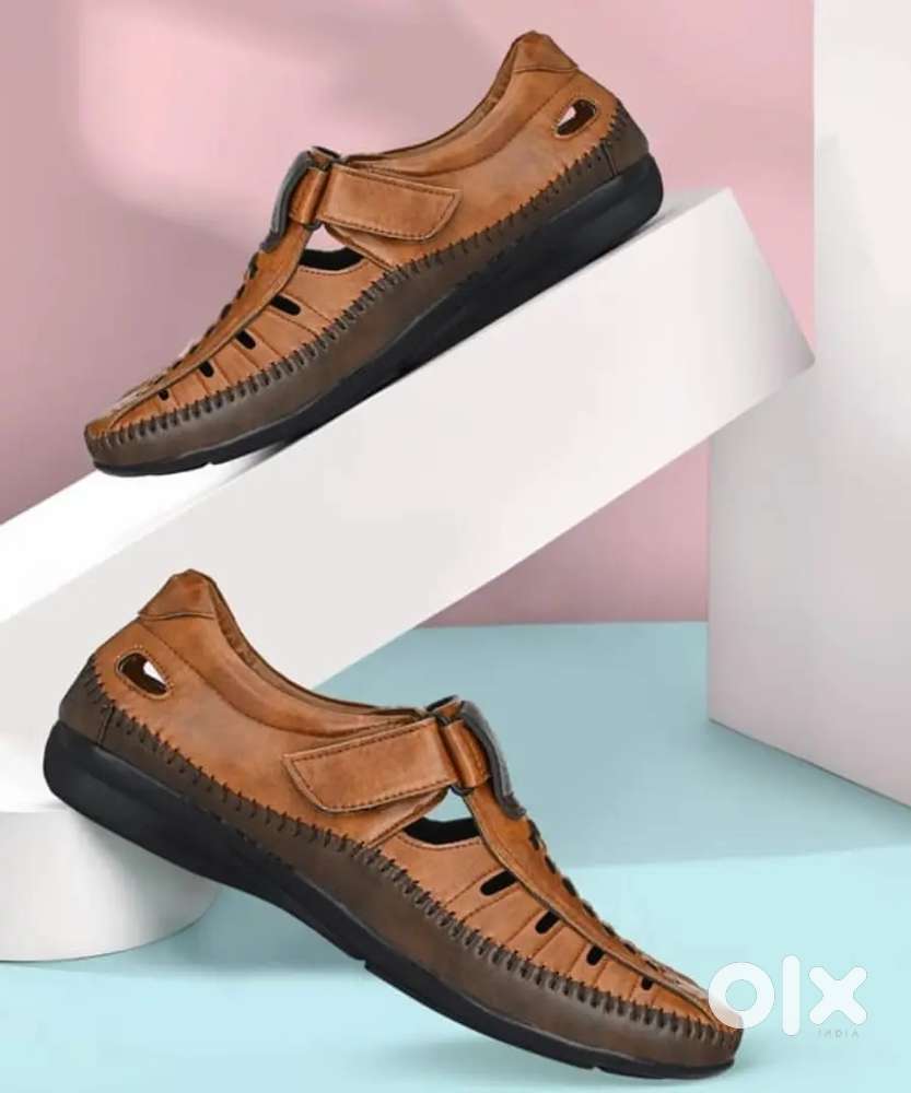 We r manufacturing all running sports shoes