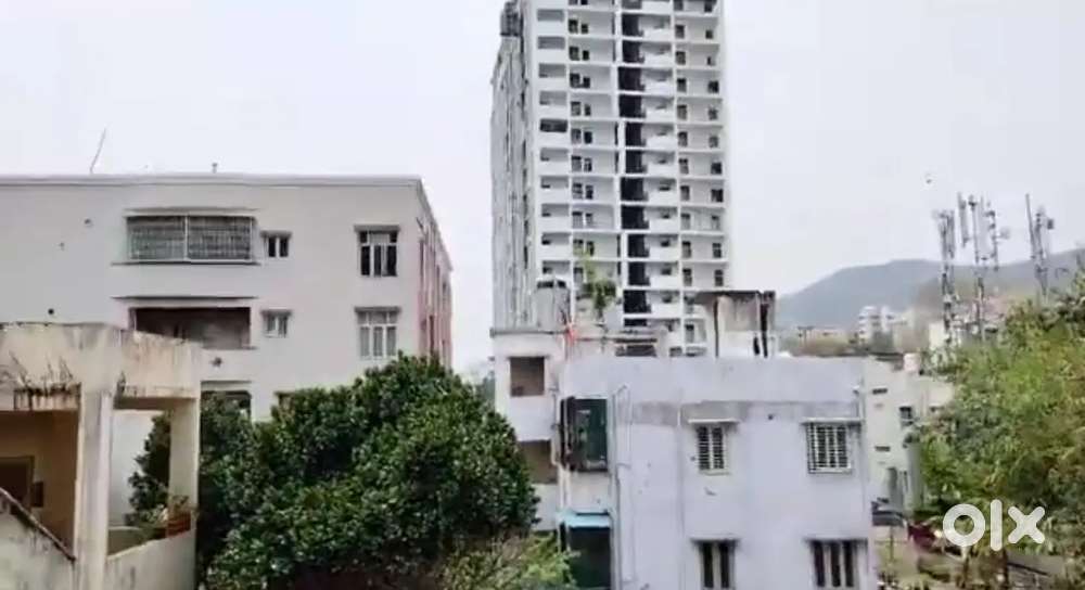 1085 East facing ready to move new flat at best price @seethammadara