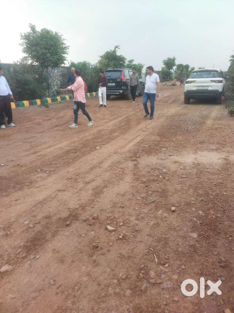 Great Chance to Get Your own Plot Near Jewar Airport with all NOC