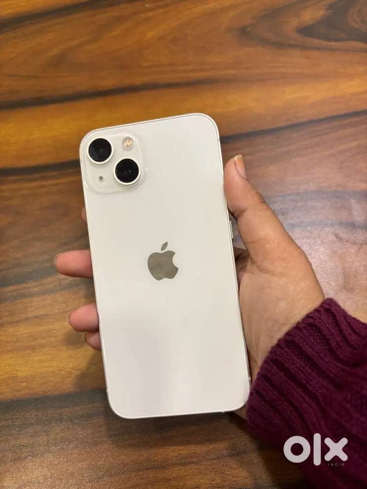 Selling This iPhone 13(global) model wid Accessory