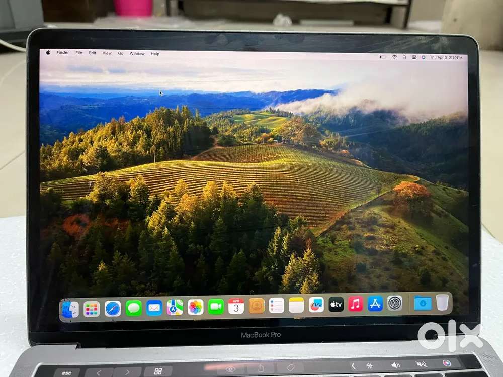 MacBook Pro A1989/Touchbar/Intel Corei7-8th/16gb RAM/512gb SSD/13” Ret
