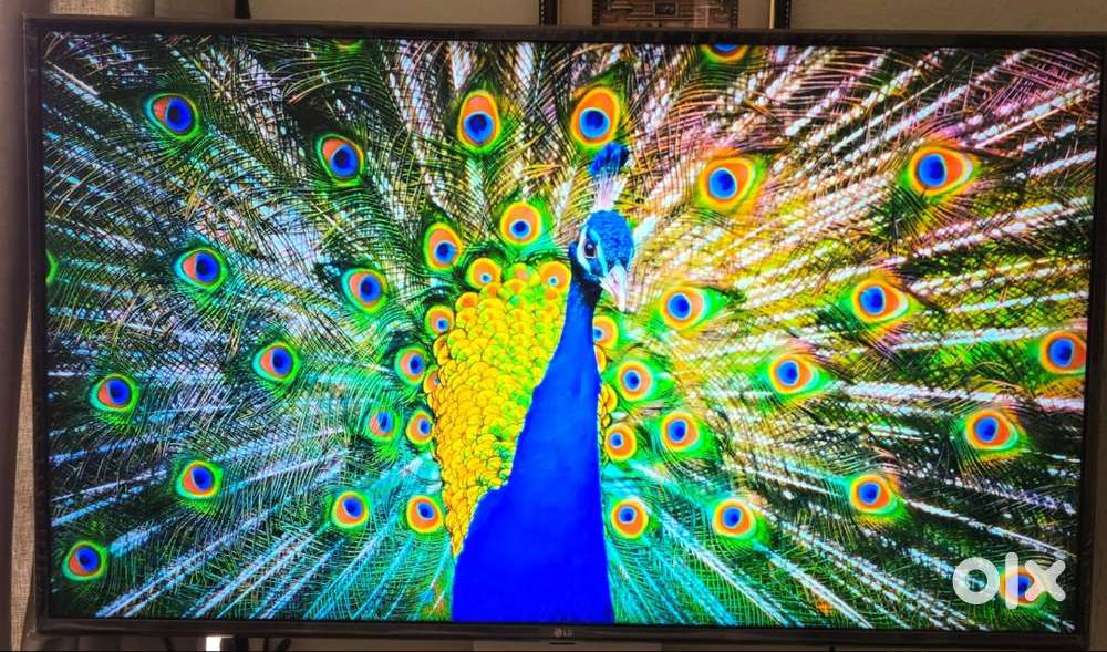 LG NEGOTIABLE UHD TV for Selling