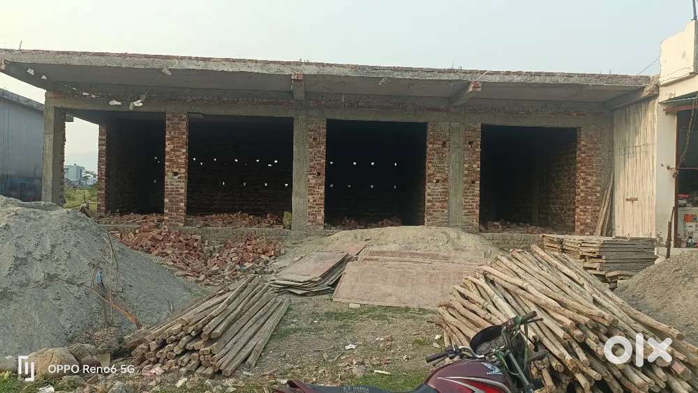 4 Shop for rent