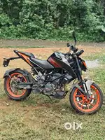 Well maintained single owner Duke 200