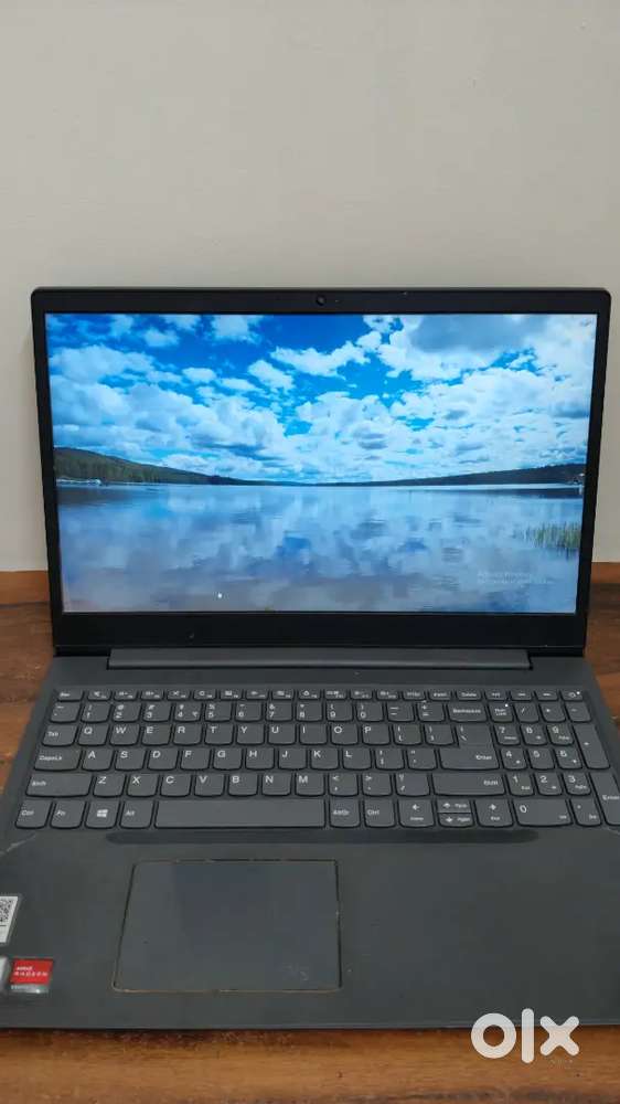 Lenovo V15 AMD Athlon Silver