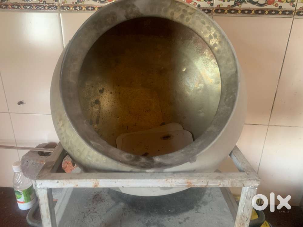 Chole kulche Handi with stand