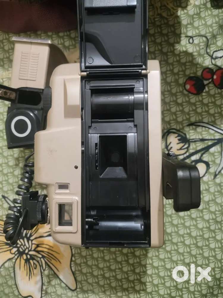 Vintage Olympia El1124 35mm film Camera With Flash & Grip - Working