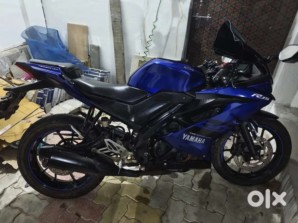 YZF R15 v3