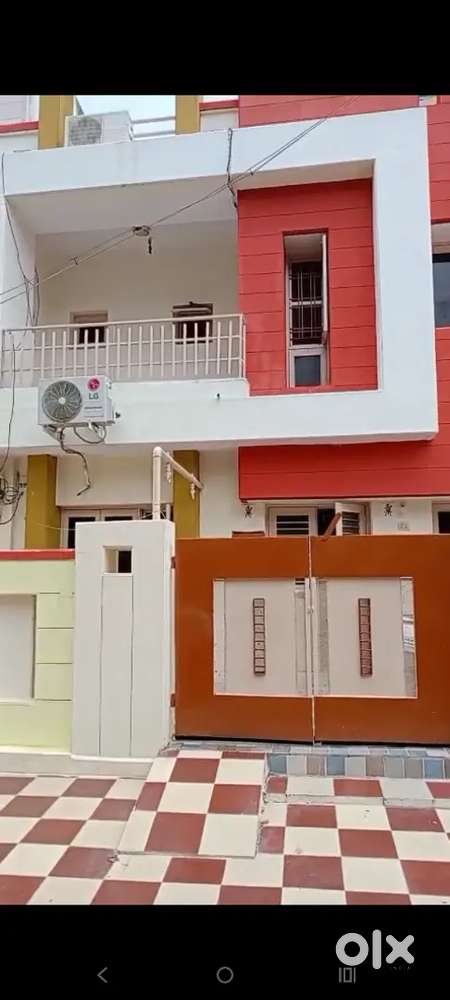 Brokerage 1% 3bhk 107 var 24ft wide front opp crystal mall kalavad rd