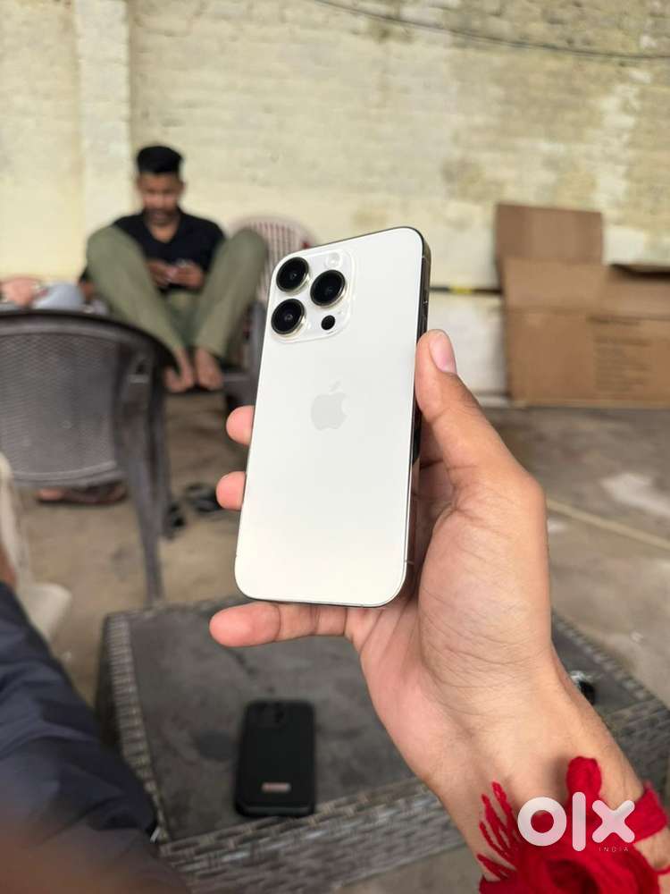 14 pro , 100 condition