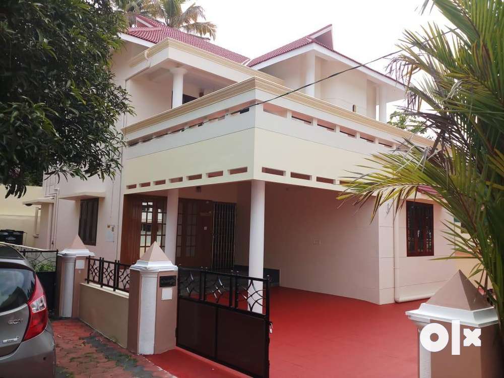 3bhk villa for rent in Vallikada,Ambalammukku