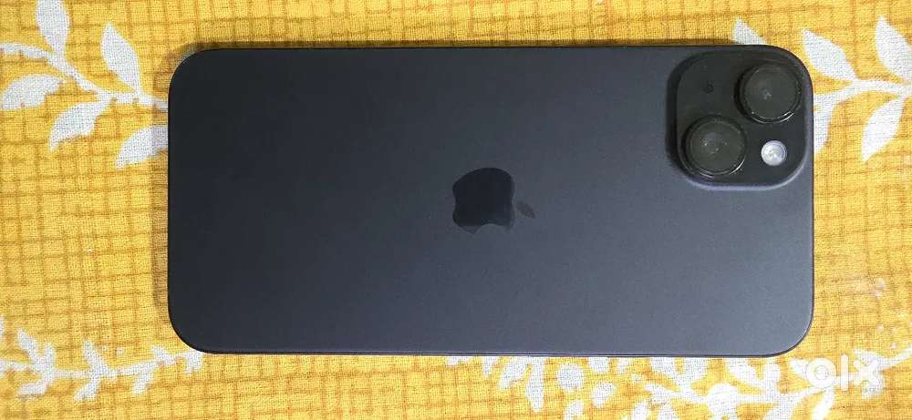 IPhone 15 plus (black)