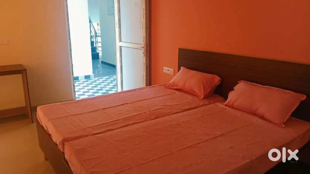 PG for girls sector 35 noida ( City centre metro)